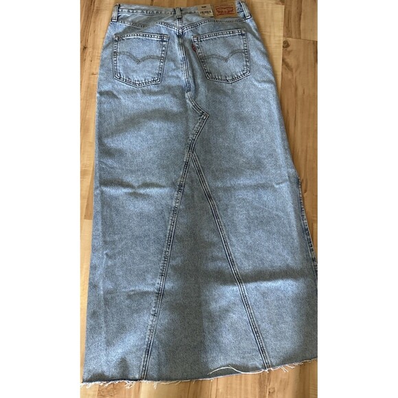 Levi's Women's Denim Maxi Skirt With Slit Size 28 (30) See Photos NWT - Picture 12 of 14